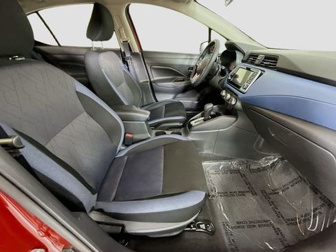 Used 2025 Nissan Versa SV w/ Trunk Package FWD image 25
