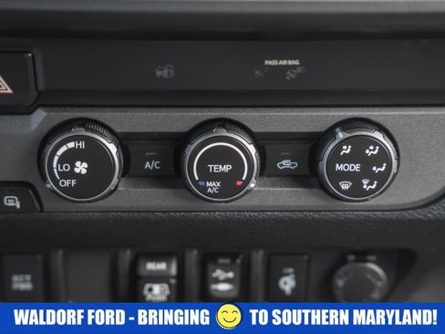 Used 2019 Toyota Tacoma 4x4 Double Cab image 28