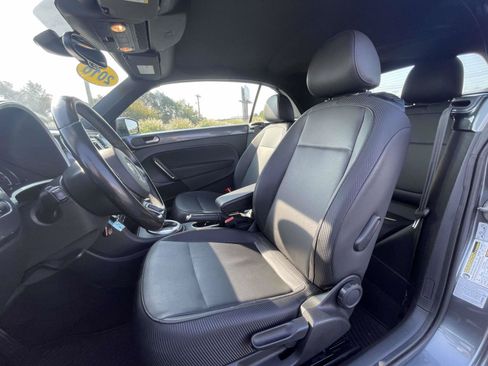 Used 2016 Volkswagen Beetle 1.8T S FWD image 13