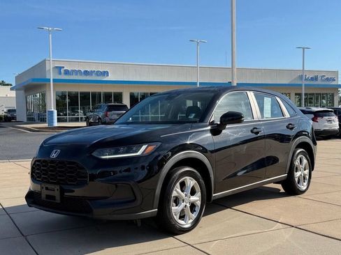 Used 2024 Honda HR-V LX image 6