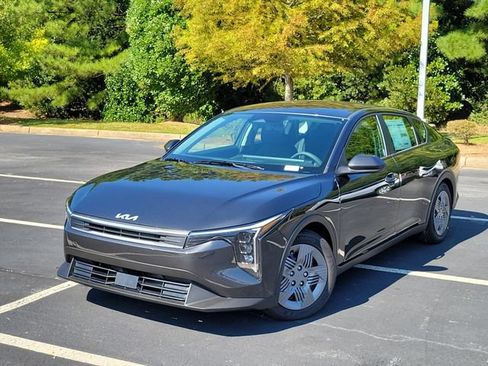 New 2026 Kia K4 FWD image 31
