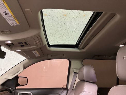 Used 2020 GMC Yukon Denali w/ Denali Premium Package image 34