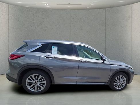 Used 2025 INFINITI QX50 Luxe AWD/4WD image 36