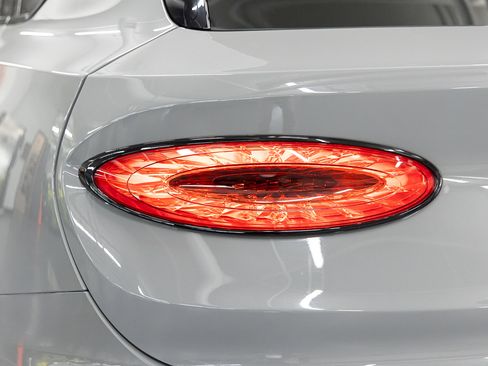 Used 2022 Bentley Bentayga AWD/4WD image 19