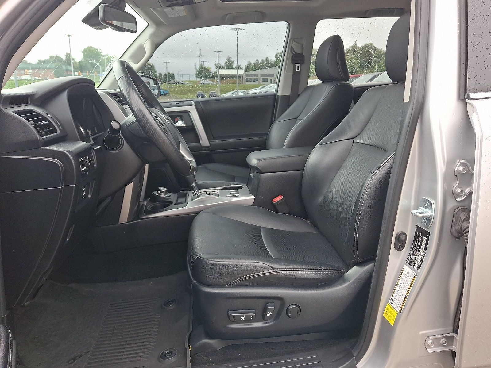 Used 2021 Toyota 4Runner Limited AWD/4WD image 14
