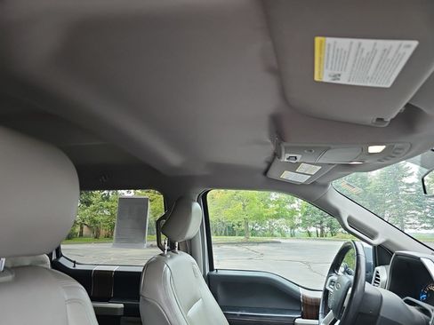 Used 2015 Ford F150 Lariat AWD/4WD image 14