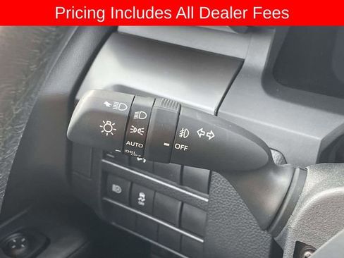 Used 2025 Toyota Tacoma TRD Off-Road AWD/4WD image 22