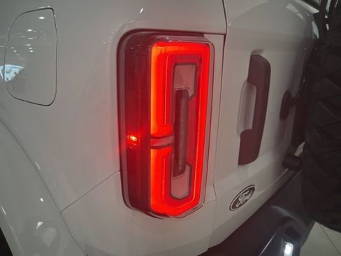 New 2026 Ford Bronco Outer Banks AWD/4WD image 17