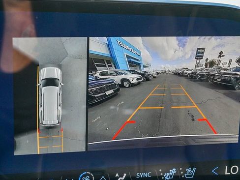 New 2026 Chevrolet Suburban Premier w/ Sun And Tow Package AWD/4WD image 23