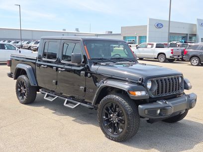Used 2024 Jeep Gladiator Sport
