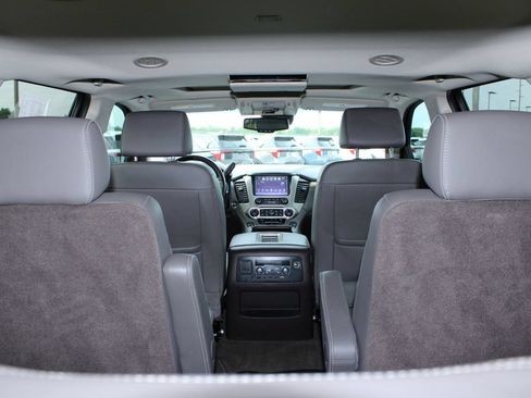 Used 2017 GMC Yukon Denali w/ Open Road Package AWD/4WD image 12