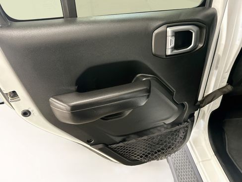 Used 2020 Jeep Wrangler Unlimited Sport S AWD/4WD image 27