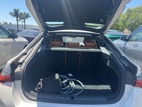 Certified 2025 BMW i4 xDrive40i AWD/4WD image 7