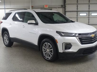 Used 2023 Chevrolet Traverse LT