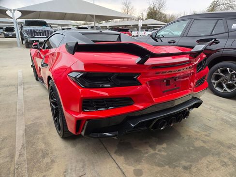 Used 2025 Chevrolet Corvette Z06 image 5