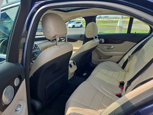 Used 2015 Mercedes-Benz C 300 4MATIC Sedan image 11