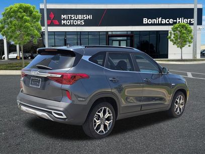 Used 2022 Kia Seltos EX