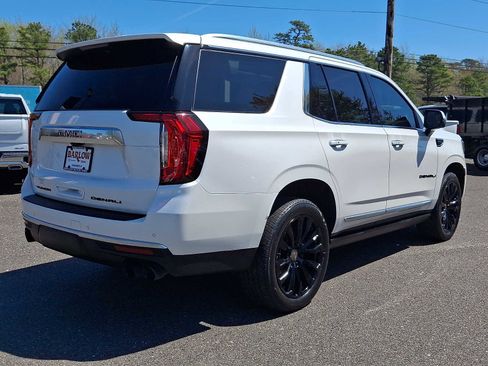 Used 2022 GMC Yukon Denali w/ Denali Premium Package AWD/4WD image 6