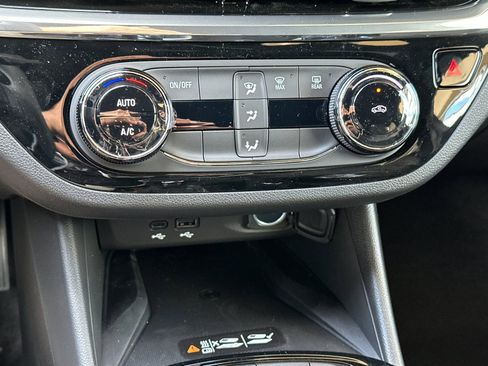 New 2026 Buick Envista Sport Touring w/ Convenience II Package FWD image 20
