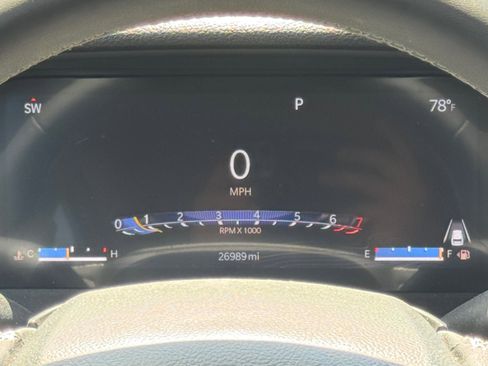 Used 2023 Jeep Grand Cherokee Laredo RWD image 14