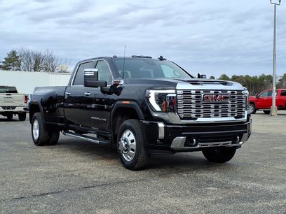 Used 2025 GMC Sierra 3500 Denali w/ Denali Reserve Package