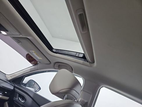 Used 2023 Honda Accord Touring image 21