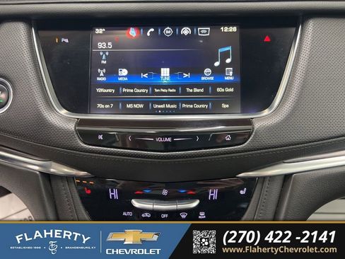 Used 2018 Cadillac XT5 Luxury w/ Driver Awareness Package image 31