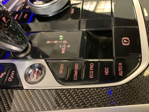 Used 2023 BMW X6 M50i w/ Executive Package image 39