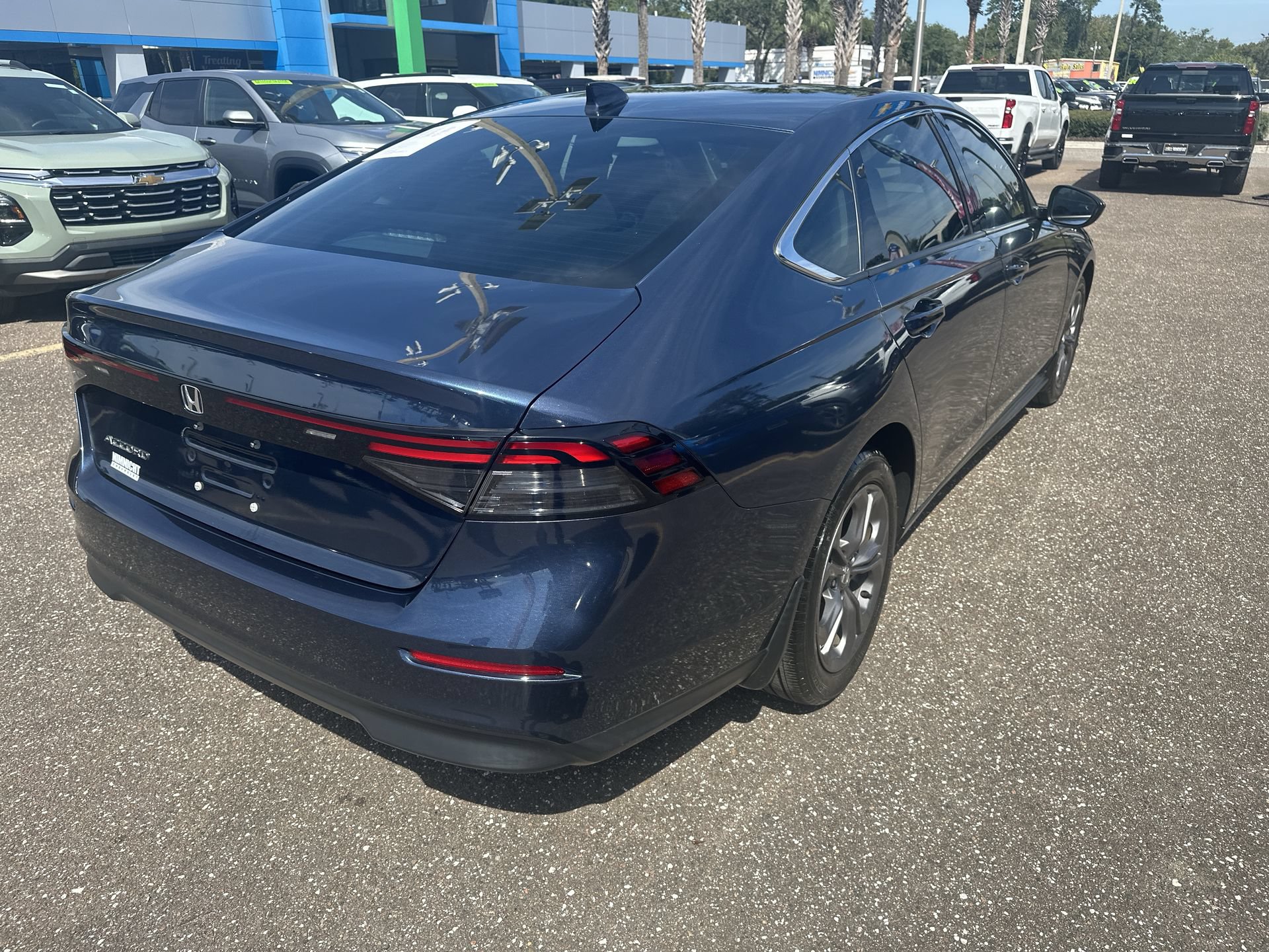 Used 2024 Honda Accord EX image 16