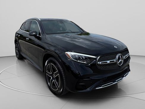 Certified 2026 Mercedes-Benz GLC 300 4MATIC image 7