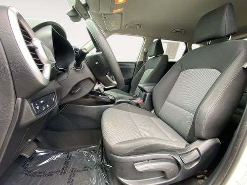 Used 2022 Kia Soul LX w/ Technology Package FWD image 9