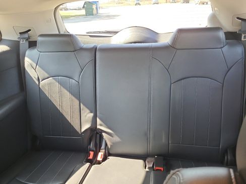Used 2017 Buick Enclave Leather image 23