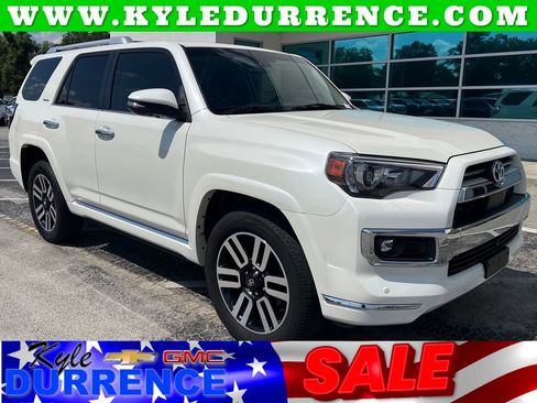 Used 2022 Toyota 4Runner Limited AWD/4WD image 1
