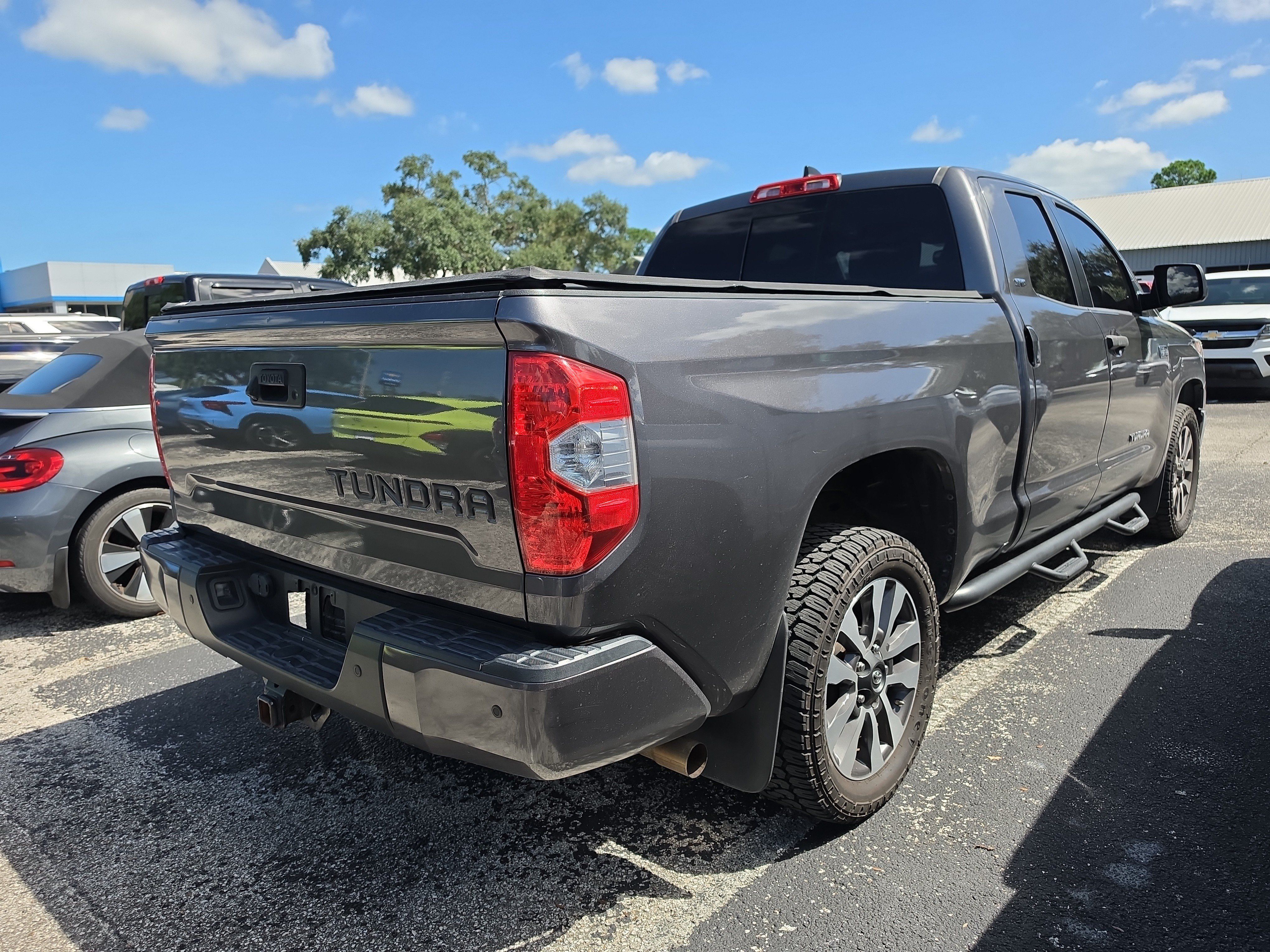 Used 2021 Toyota Tundra SR5 RWD image 3