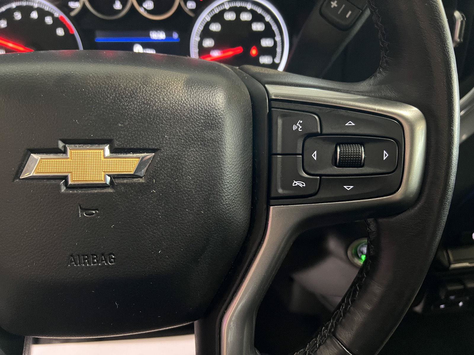 Used 2021 Chevrolet Silverado 1500 LT AWD/4WD image 21