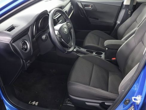 Used 2018 Toyota Corolla iM image 16