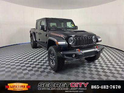 New 2025 Jeep Gladiator Mojave