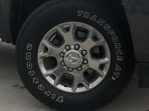 Used 2024 RAM 2500 Laramie AWD/4WD image 10