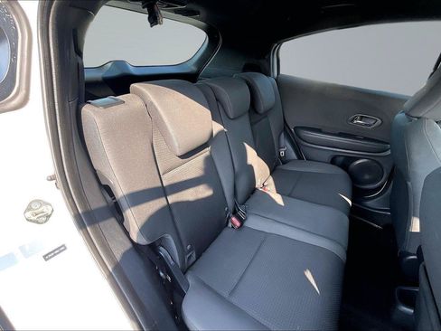 Used 2019 Honda HR-V Sport image 27