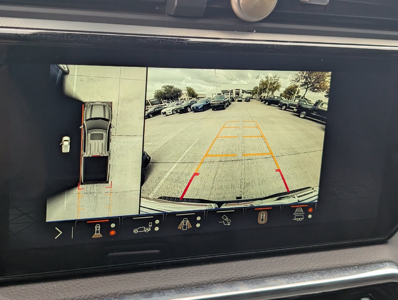 Used 2025 GMC Sierra 1500 Denali w/ Technology Package RWD image 14