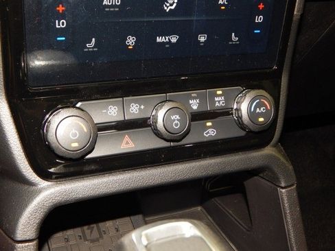 New 2025 Ford Ranger XLT w/ Equipment Group 301A High image 24