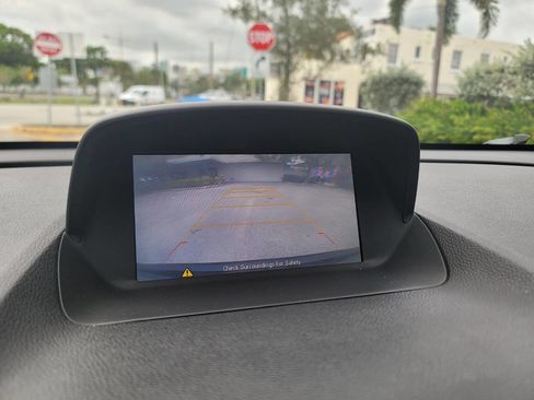 Used 2016 Buick Encore Sport Touring image 18