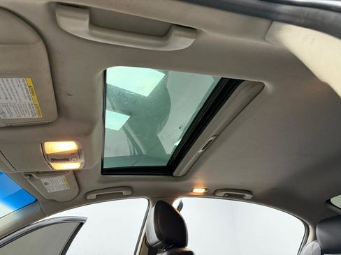 Used 2011 INFINITI G37 4dr x AWD w/ Premium Pkg image 39