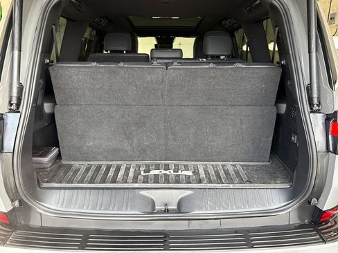 Used 2024 Lexus GX 550 w/ Accessory Package (Z1) AWD/4WD image 28