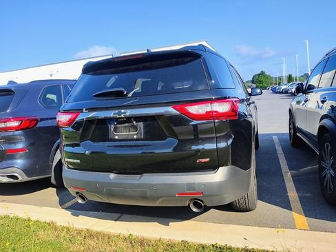 Used 2018 Chevrolet Traverse RS FWD image 8