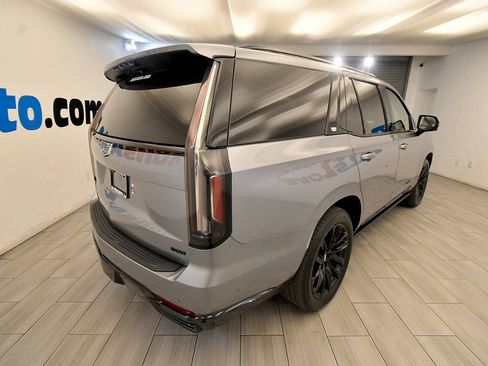 Used 2023 Cadillac Escalade Sport Platinum w/ LPO, ONYX Package AWD/4WD image 5