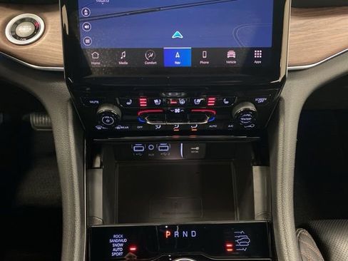 Used 2023 Jeep Grand Cherokee Summit w/ Luxury Tech Group V AWD/4WD image 14