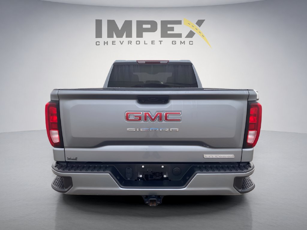 Used 2025 GMC Sierra 1500 Elevation AWD/4WD image 4