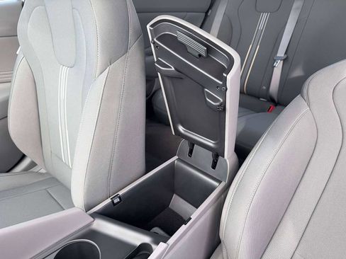 New 2026 Hyundai Elantra Sport w/ Cargo Package image 18