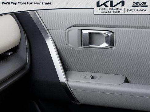 New 2027 Kia Seltos S FWD image 25